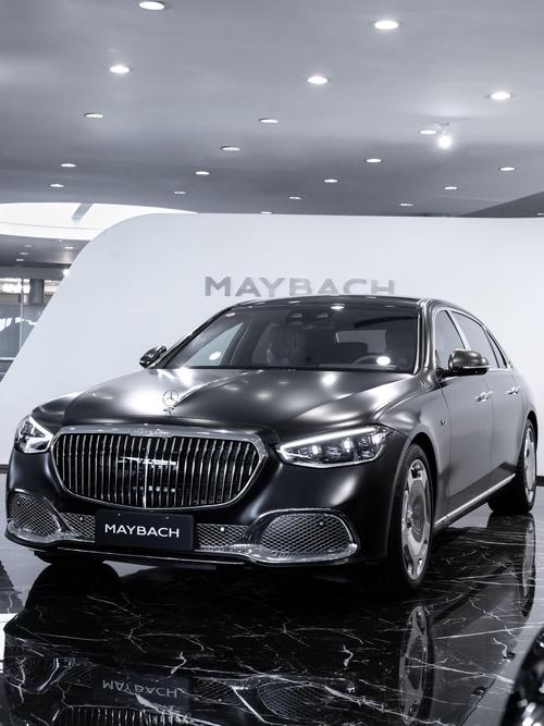 广州8岚图汽车的售后服务让用户无忧出行，迈巴赫未来的豪华车趋势