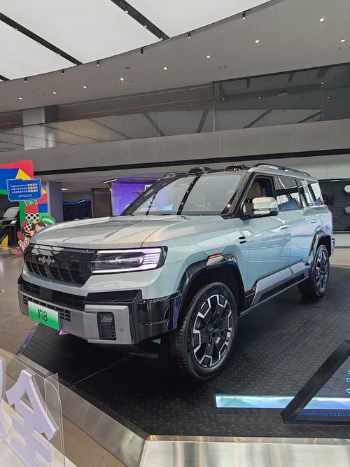 广州8比亚迪方程豹硬派越野的爆款，英菲尼迪35周年与你共成长